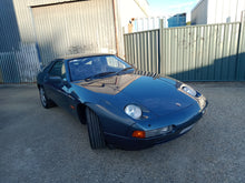 Load image into Gallery viewer, Porsche 928 S4
