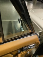 Load image into Gallery viewer, Mercedes 1972 280CE
